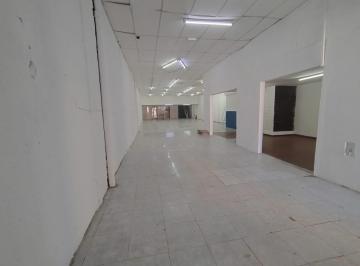 Local comercial · 460m² · 2 Ambientes · Alquiler - Local de 460 m². Pichincha, Rosario