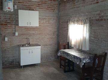 Casa · 2 Ambientes · Cabaña en Alquiler