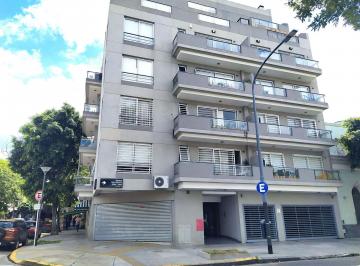 Departamento · 50m² · 2 Ambientes · Alquiler V. Pueyrredon, 2 Amb. Balcon. Sum