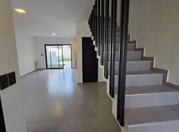 Casa de 3 ambientes, Córdoba · Calidad de Vida, Comodidad y Diseño en Una Ubicación Increíble!