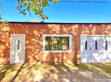 Casa · 100m² · 4 Ambientes · 3 Cocheras · Casa en Venta 4 Ambientes, Pueblo Nuevo, Jauregui, Lujan