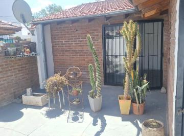 PH de 2 ambientes, Hurlingham · Alquiler Departamento Tipo Casa