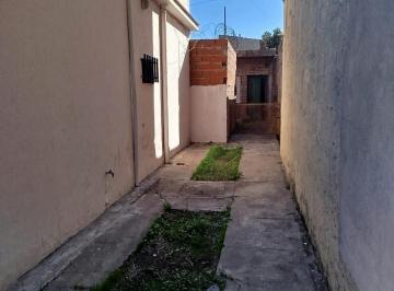 Garage · 18m² · Cochera Para Dos Autos en Ramos Mejia
