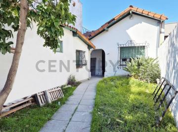 Casa · 155m² · 5 Ambientes · 2 Cocheras · Venta Casa 5 Amb con Garage 2 Autos Lanus Oeste