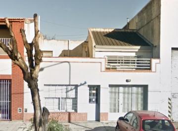 Casa · 70m² · 3 Ambientes · Casa - Lomas de Zamora