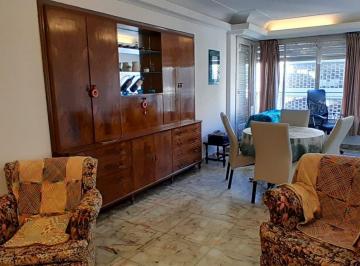 Departamento · 95m² · 4 Ambientes · 1 Cochera · Venta Departamento 4 Amb + Dep y Cochera Al Frente