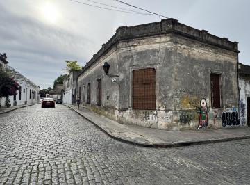 Casa · 135m² · 5 Ambientes · Casa a Reciclar en Barrio Histórico