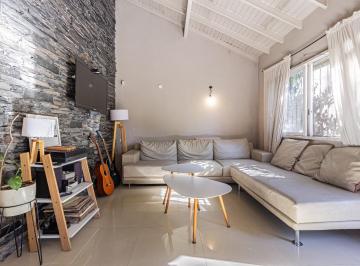 Casa · 160m² · 6 Ambientes · 4 Cocheras · Casa Chalet en Venta en de Vicenzo Grande, del Viso, Pilar