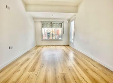 Departamento · 55m² · 2 Ambientes · Departamento en Venta de 1 Dormitorio en 1º de Mayo y Mendoza, Rosario