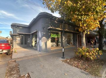 Local comercial · 365m² · Local Centrico en Villa Elisa