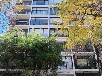 Departamento de 4 ambientes, Recoleta · Arenales y Austria. Semipiso Externo Muy Luminoso. Totalmente Renovado. Nada Para Hacerle.