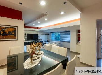 Casa de 5 ambientes, Córdoba · Casa - 3dorm - Maipú 1era