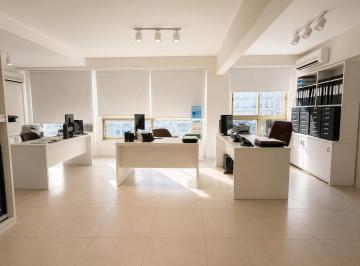 Oficina comercial · 97m² · 4 Ambientes · Venta Oficinas Corporativas en Venta | Open Space | Cocheras Adicionales