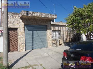 Casa · 80m² · 3 Ambientes · 3 Cocheras · Casa Oportunidad - Pablo Podesta