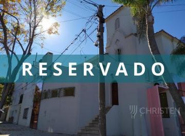 RESERVADO · Casa Antigua Remodelada a Nuevo en Alquiler