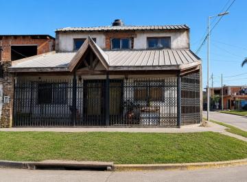 Casa · 90m² · 2 Ambientes · 1 Cochera · Casa en Venta en Los Polvorines