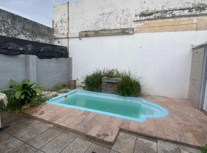 Casa · 120m² · 7 Ambientes