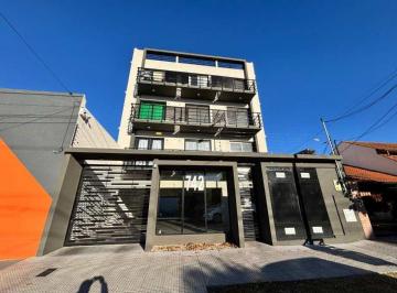 Departamento de 2 ambientes, Quilmes · Hermoso Departamento a Estrenar de 2 Ambientes con Cochera Techada y Balcon Propio!