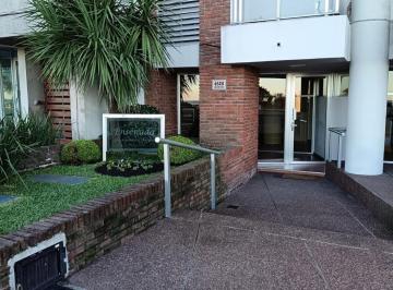 Departamento · 52m² · 3 Ambientes · Alquiler Apartamento 2 Dorm. Rambla de Malvin
