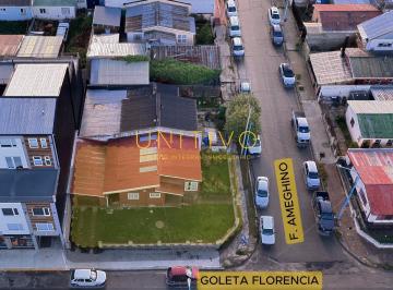 Casa · 90m² · 3 Dormitorios · 1 Cochera · Casa en Ushuaia