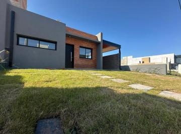Casa de 5 ambientes, Córdoba · Dueño Vende Casa a Estrenar (Inmobiliarias Abstenerse)