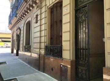 PH · 73m² · 4 Ambientes · PH 4 Ambientes en Barracas con Patio a m de Montes de Oca