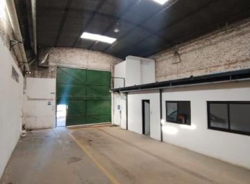 Local comercial · 877m² · Galpón con Oficinas en B° Saladillo