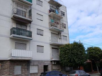 Departamento de 3 ambientes, Mataderos · Apto Crédito, Departamento 3 Amb. con Balcón y Cocina Separada, Impecable. Ecxelente Ubicación.