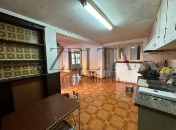 Casa de 4 ambientes, Guaymallén · Alquilo Casa Apta Para Comercio en Dorrego, Guaymallén