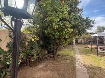 Casa · 156m² · 5 Ambientes · 1 Cochera · Apto Crédito! Es La Oportunidad!