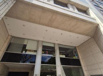 Oficina comercial , Retiro · Oficina Corporativa con Vista Abierta y Excelente Conectividad!