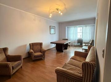 Departamento · 75m² · 3 Ambientes · Alquiler 24 Meses 3 Amb a La Calle, Balcon Saliente, con o Sin Muebles