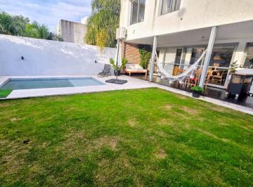 Casa de 5 ambientes, Córdoba · Vendo Casa en Campo de Vuelo B° Cerrado Z / Valle Escondido - Casa 3d. C / Pileta