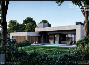 Casa · 345m² · 4 Ambientes · 1 Cochera · Vendo Casa El Terron