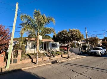 Casa · 108m² · 5 Ambientes · 1 Cochera · Casa en Villa Carlos Paz
