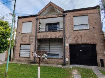 Casa · 100m² · 3 Dormitorios · 1 Cochera · Venta de Casa Tipo Duplex (Ph) de 3 Dorm. Apta Banco