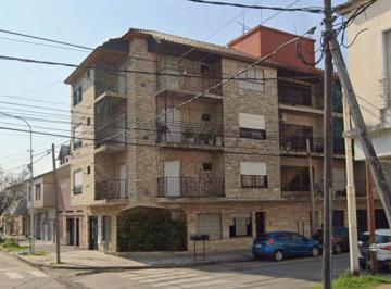 Departamento · 70m² · 3 Ambientes · Departamento en 3° Piso de Tres Ambientes