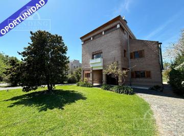 Casa · 294m² · 5 Ambientes · 4 Cocheras · Financiacion - Casa de 5 Ambientes en Venta en Club de Campo Hacoaj