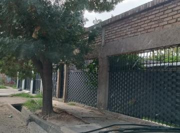 Casa · 79m² · 4 Ambientes · Casa en Venta, Puente de Hierro Guaymallen