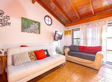 Casa · 227m² · 2 Ambientes · 1 Cochera · Casa 2 Ambientes en Lote Propio con Cochera y Deposito