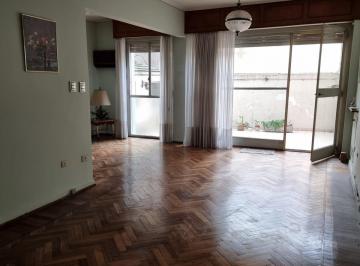 Departamento · 87m² · 3 Ambientes · Alquiler Departamento de 3 Ambientes Más Escritorio - Caballito - Amplio Patio - Luminoso.