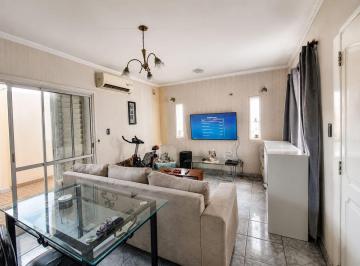 Casa · 200m² · 5 Ambientes · 2 Cocheras · Casa Semiamoblada, 3 Dorm.. Santa Lucia