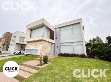 Casa · 180m² · 4 Ambientes · 2 Cocheras · Casa 4 Ambientes en Venta en El Country El Sosiego con Vista Al Golf