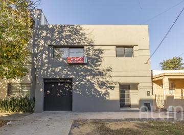 Casa · 414m² · 4 Ambientes · 1 Cochera · Casa en Venta en Lomas de Zamora