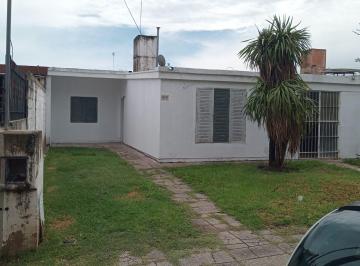 Casa de 6 ambientes, Córdoba · B° Mercantil Casa Inmejorable Financiacion Tres Dorm.