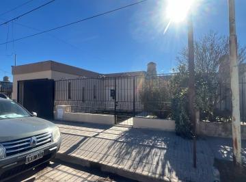 Casa de 6 ambientes Venta USD 60.000 · Oportunidad en Barrio Peirano! Hrermosa Casa 3 Dorm.