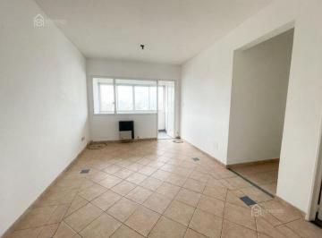 Departamento · 50m² · 3 Ambientes · 1 Cochera · Departamento en Venta 2 Dorm. - 21 y 48