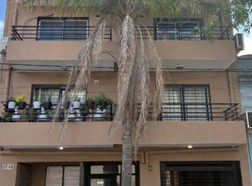 Departamento · 50m² · 2 Ambientes · 1 Cochera · Excelente Departamento en Venta