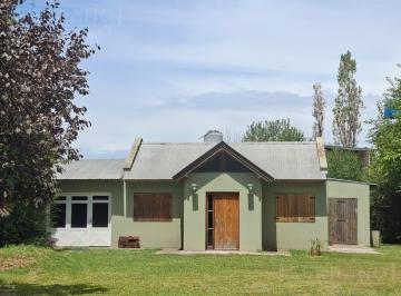 Casa · 90m² · 3 Ambientes · 1 Cochera · Venta Chalet 3 Amb, Lote 848 m², Machado Al 100, Parque Sakura, Exaltacion de La Cruz, Apto Credito