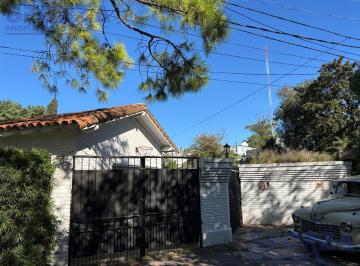 Casa · 200m² · 4 Ambientes · 2 Cocheras · Venta Casa con Parque y Piscina en El Cortijo, Los Polvorines, Malvinas Argentinas